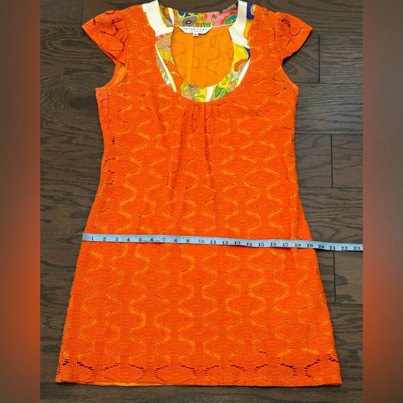 Trina Turk Orange Crochet With Silk Detail Neckline Pleated Shift Dress Size 6 - Picture 9 of 10